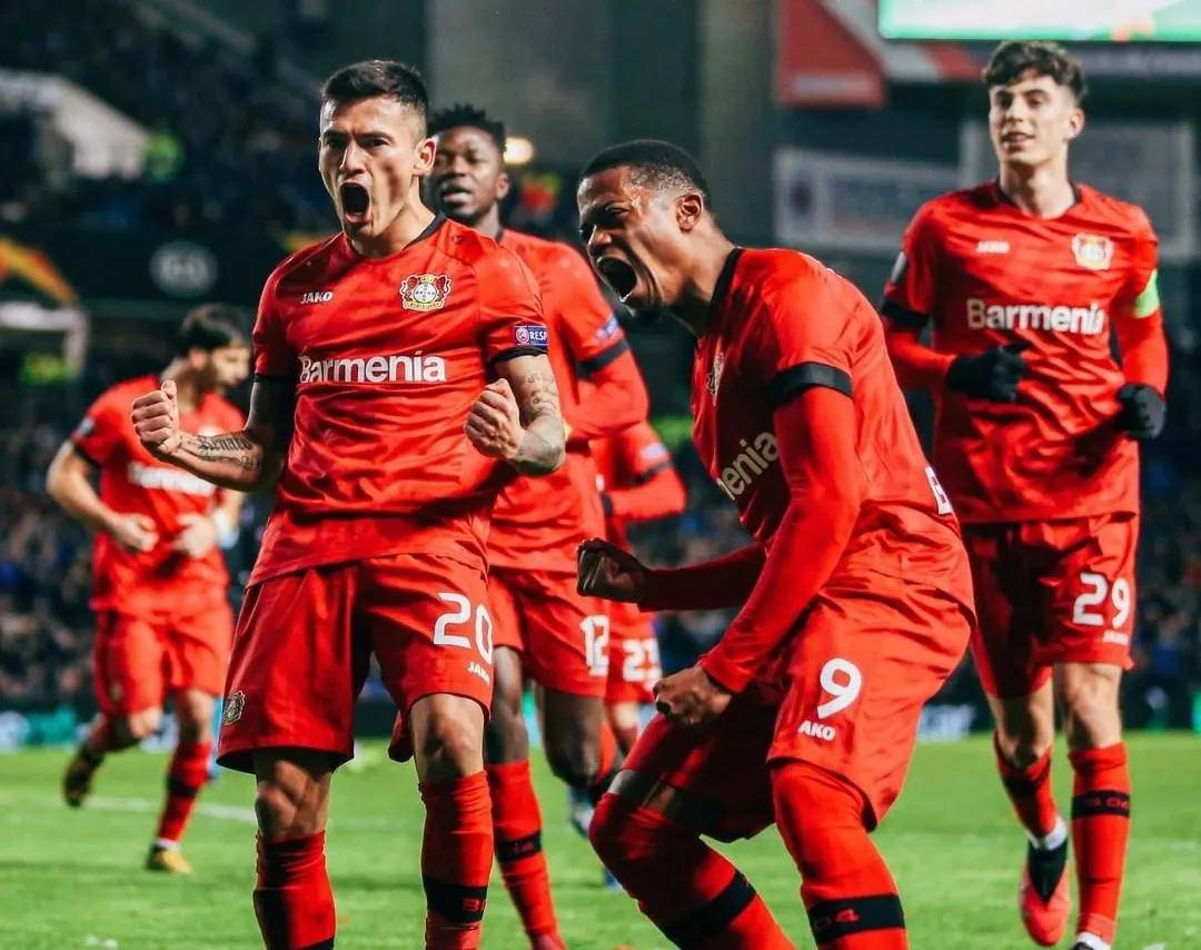 包含赛地聚焦:德国杯今夜热度飙升,阿斯顿维拉再遭质疑,底气十足,身体对抗强度拉满的词条 包含赛地聚焦:德国杯今夜热度飙升,阿斯顿维拉再遭质疑,底气十足,身体对抗强度拉满的词条