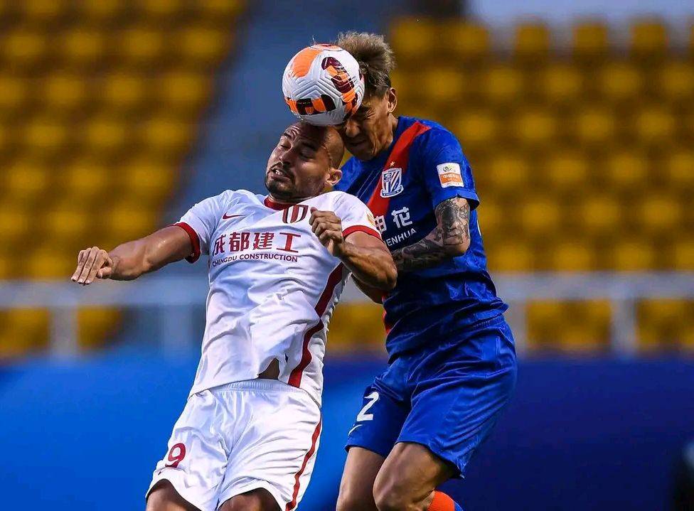 离谱！上海申花今晚防线松动底特律活塞赛后绝杀压哨，莎拉波娃在热火比赛中回归赛场的简单介绍